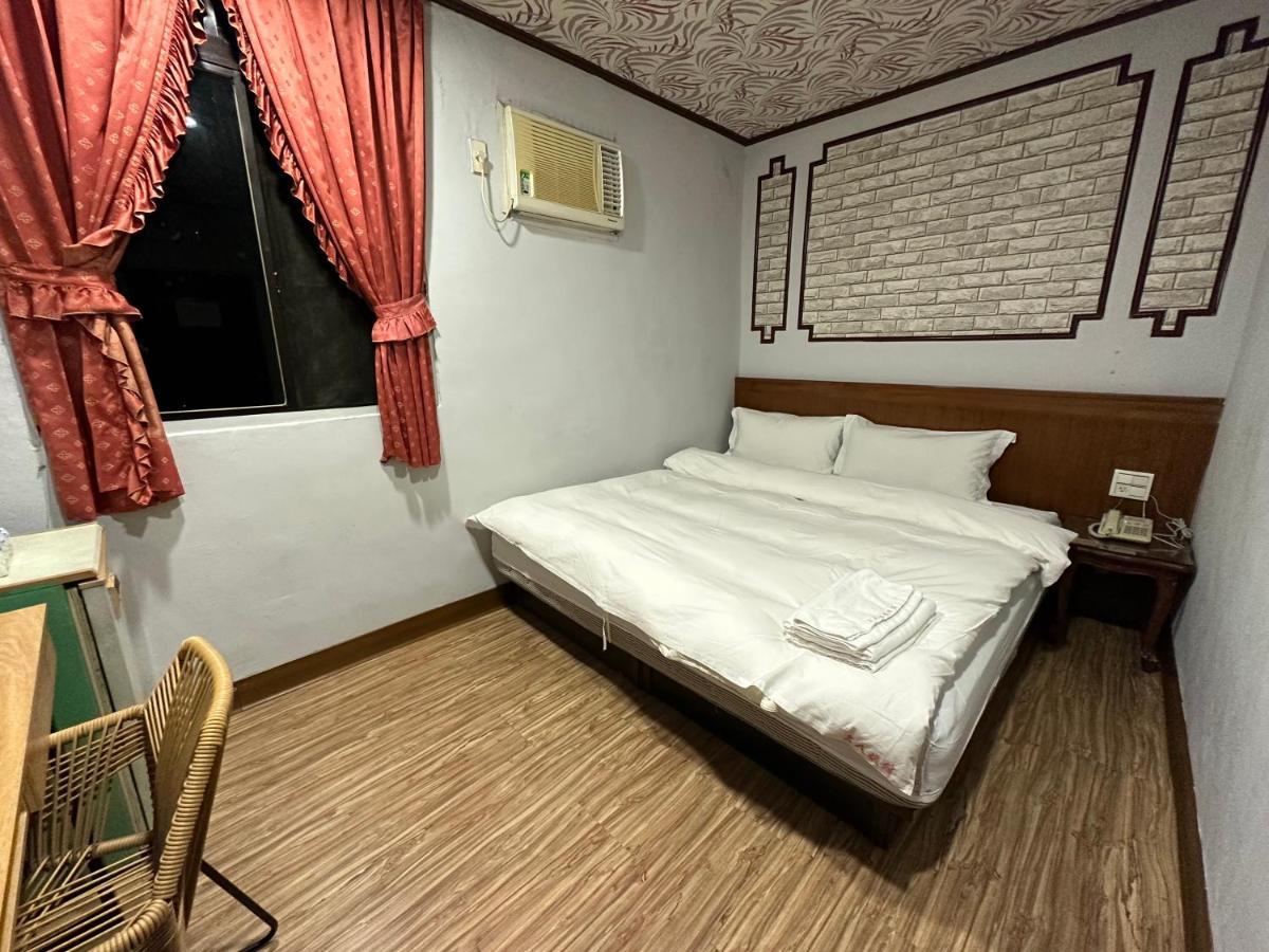 Ming Ren Hotspring Hotel Джиаоси Екстериор снимка